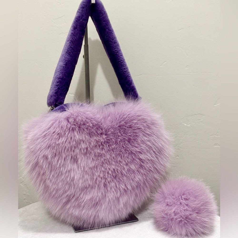 One of a kind! Premium Real Fox Fur Heart Shaped Bag & 2 Straps & Fur Ball Charm